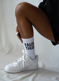 STACKED LOGO SOCK WHITE (mid length)